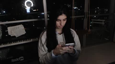 Snapshot of hollyshit_ chatting on 03-07-25, 01:42 hollyshit_ online show from 03-07-25, 01:42