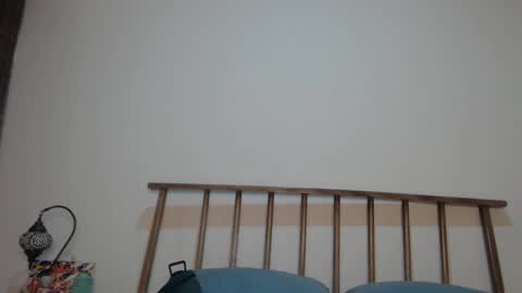 Snapshot of hollyshit_ chatting on 03-12-25, 12:53 hollyshit_ online show from 03-12-25, 12:53