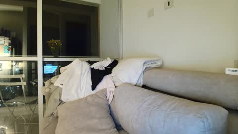 Snapshot of hollyshit_ chatting on 09-20-25, 01:28 hollyshit_ online show from 09-20-25, 01:28