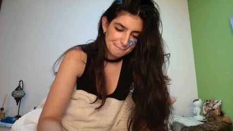 Snapshot of hollyshit_ chatting on 09-25-25, 12:36 hollyshit_ online show from 09-25-25, 12:36