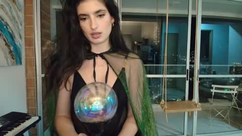 Snapshot of hollyshit_ chatting on 10-03-25, 11:46 hollyshit_ online show from 10-03-25, 11:46