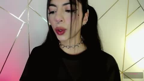 Snapshot of hollyxx_ chatting on 03-01-25, 03:38 holly online show from 03-01-25, 03:38