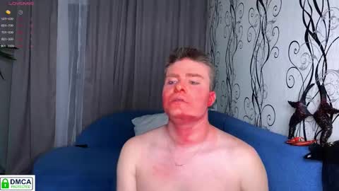 Snapshot of holy_eggs_00 chatting on 10-31-25, 10:11 holy_eggs_00 online show from 10-31-25, 10:11