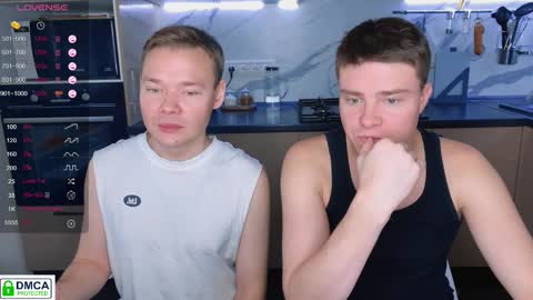 Snapshot of holy_eggs_00 chatting on 11-06-25, 10:49 holy_eggs_00 online show from 11-06-25, 10:49