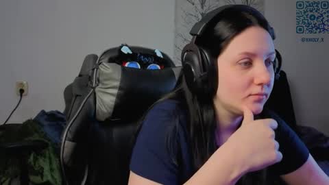 Kviki online show from 04-18-26, 03:32