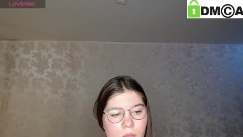 Welcome guys  Pleasure to see you all here  My name is MichaelaTip menu is active Private is open  online show from 12-11-24, 03:13