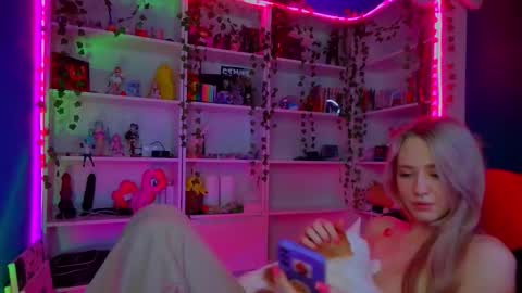 Rumi online show from 10-18-25, 01:23