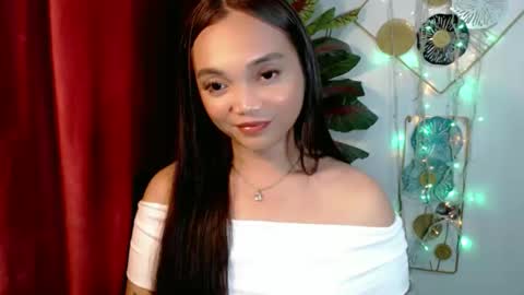 Bella online show from 12-19-25, 01:01