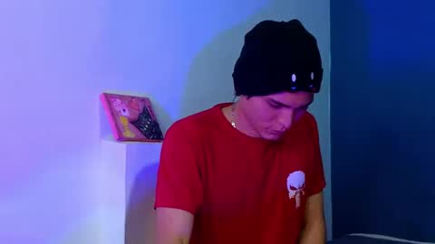      online show from 02-06-25, 03:20