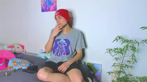      online show from 04-30-26, 01:45