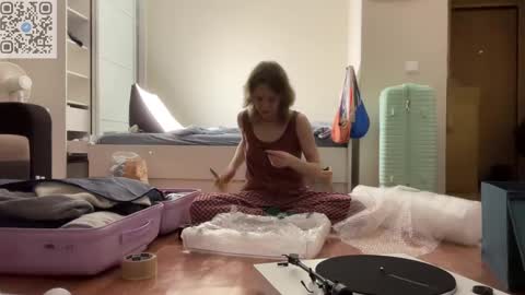 Snapshot of holydori chatting on 02-14-25, 03:05 dori not holy get my tg channel with link from description under last photo online show from 02-14-25, 03:05