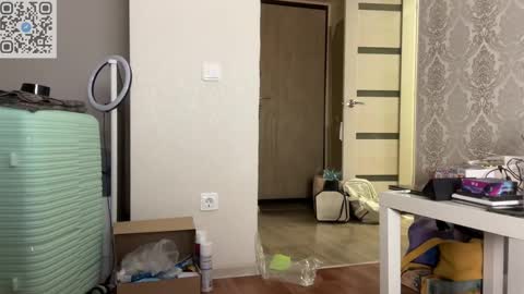 Snapshot of holydori chatting on 02-15-25, 03:39 dori not holy get my tg channel with link from description under last photo online show from 02-15-25, 03:39