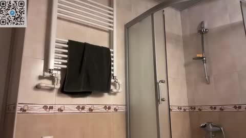 Snapshot of holydori chatting on 02-18-25, 01:22 dori not holy get my tg channel with link from description under last photo online show from 02-18-25, 01:22