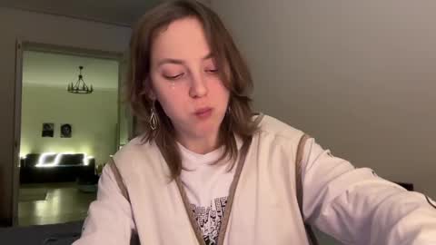 Snapshot of holydori chatting on 02-20-25, 08:03 dori not holy get my tg channel with link from description under last photo online show from 02-20-25, 08:03