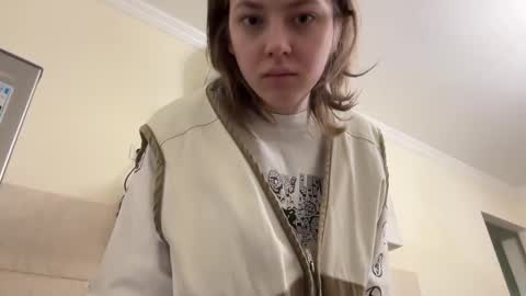 Snapshot of holydori chatting on 02-21-25, 08:51 dori not holy get my tg channel with link from description under last photo online show from 02-21-25, 08:51