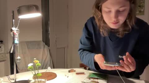 Snapshot of holydori chatting on 03-03-25, 06:22 dori not holy get my tg channel with link from description under last photo online show from 03-03-25, 06:22