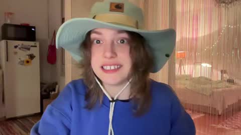 Snapshot of holydori chatting on 03-03-25, 09:26 dori not holy get my tg channel with link from description under last photo online show from 03-03-25, 09:26