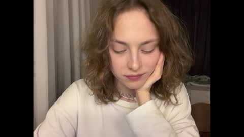 Snapshot of holydori chatting on 09-28-25, 08:14 dori not holy get my tg channel with link from description under last photo online show from 09-28-25, 08:14