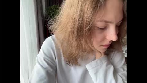 Snapshot of holydori chatting on 09-29-25, 08:19 dori not holy get my tg channel with link from description under last photo online show from 09-29-25, 08:19