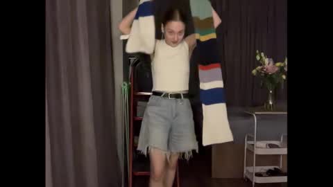 Snapshot of holydori chatting on 10-04-25, 09:24 dori not holy get my tg channel with link from description under last photo online show from 10-04-25, 09:24