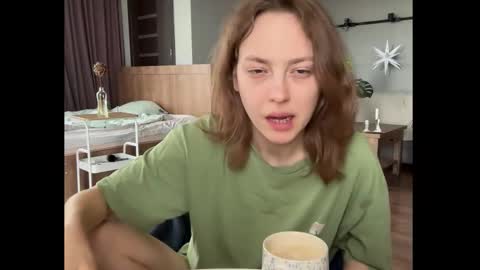 Snapshot of holydori chatting on 10-21-25, 11:00 dori not holy get my tg channel with link from description under last photo online show from 10-21-25, 11:00