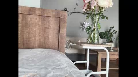 Snapshot of holydori chatting on 10-23-25, 09:19 dori not holy get my tg channel with link from description under last photo online show from 10-23-25, 09:19