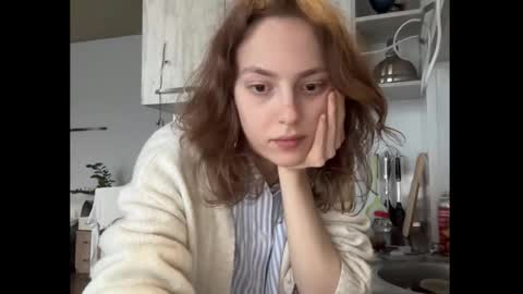 Snapshot of holydori chatting on 10-26-25, 03:34 dori not holy get my tg channel with link from description under last photo online show from 10-26-25, 03:34