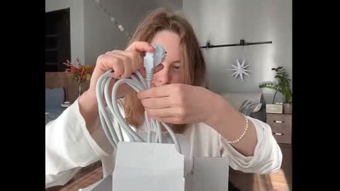 Snapshot of holydori chatting on 11-21-25, 09:08 dori not holy get my tg channel with link from description under last photo online show from 11-21-25, 09:08