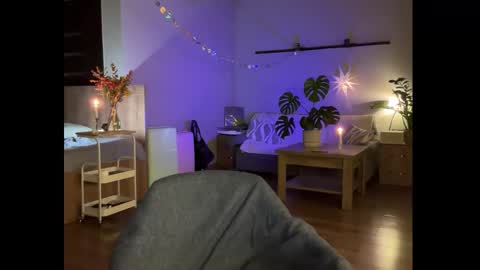 Snapshot of holydori chatting on 11-23-25, 05:13 dori not holy get my tg channel with link from description under last photo online show from 11-23-25, 05:13