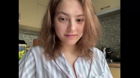 Snapshot of holydori chatting on 12-04-25, 10:02 dori not holy get my tg channel with link from description under last photo online show from 12-04-25, 10:02