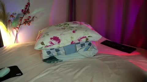 Vicky my another account here - desperate clit online show from 03-07-25, 03:39