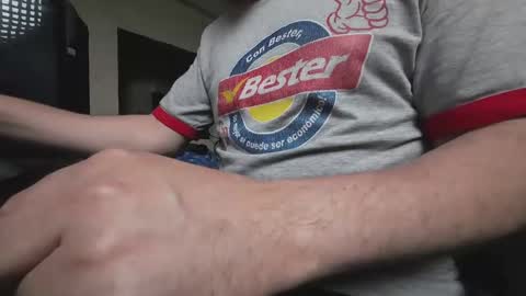 hombre_lindo online show from 12-26-24, 06:22