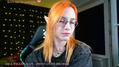 Snapshot of honelin chatting on 01-22-25, 05:38 Honelints boyblonde hair AsterMIntfemboybrown hair online show from 01-22-25, 05:38