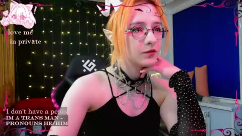 Snapshot of honelin chatting on 03-09-25, 03:05 Honelints boyblonde hair AsterMIntfemboybrown hair online show from 03-09-25, 03:05