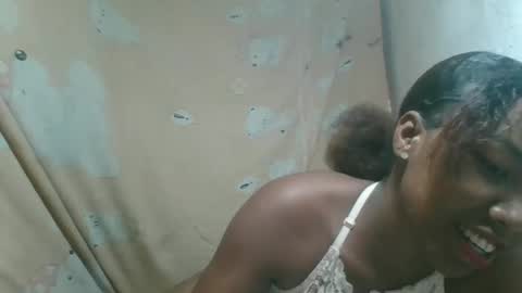 Snapshot of honeria98 chatting on 05-22-26, 06:02 honeria98 online show from 05-22-26, 06:02