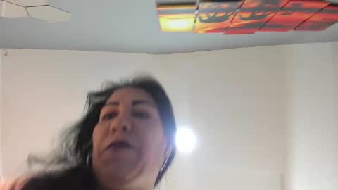 Snapshot of honey__hott chatting on 10-24-25, 07:43 Honey online show from 10-24-25, 07:43