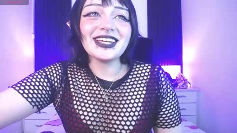 Honney online show from 02-11-25, 02:46