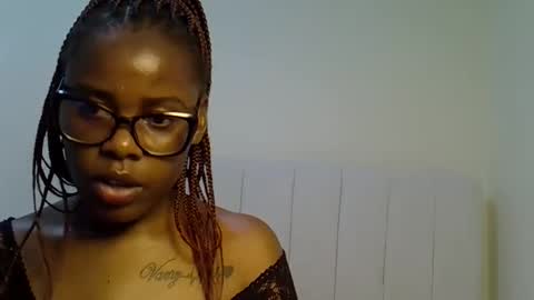 Snapshot of honey_drop1 chatting on 03-26-26, 11:54 honey drop online show from 03-26-26, 11:54
