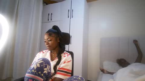 Snapshot of honey_drop1 chatting on 04-12-26, 10:26 honey drop online show from 04-12-26, 10:26