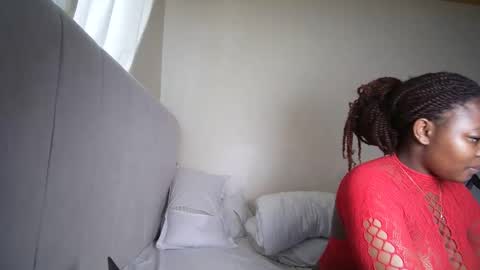Snapshot of honey_drop1 chatting on 06-08-26, 11:43 honey drop online show from 06-08-26, 11:43