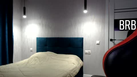 Snapshot of honey_furry chatting on 12-09-24, 06:57 Wolfy online show from 12-09-24, 06:57