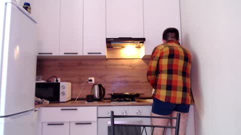 Snapshot of honey_furry chatting on 01-28-25, 05:54 Wolfy online show from 01-28-25, 05:54