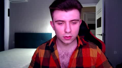 Snapshot of honey_furry chatting on 02-28-25, 05:59 Wolfy online show from 02-28-25, 05:59