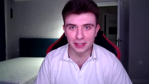 Snapshot of honey_furry chatting on 03-05-25, 05:18 Wolfy online show from 03-05-25, 05:18