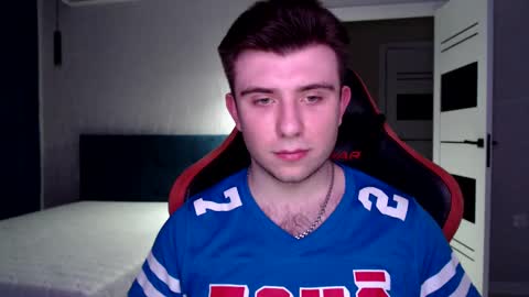 Snapshot of honey_furry chatting on 03-11-25, 11:26 Wolfy online show from 03-11-25, 11:26