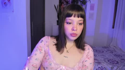 Snapshot of honey_hoe chatting on 12-15-24, 11:31 Lau online show from 12-15-24, 11:31