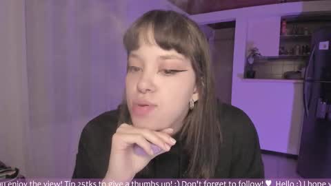 Snapshot of honey_hoe chatting on 10-11-25, 04:44 Lau online show from 10-11-25, 04:44