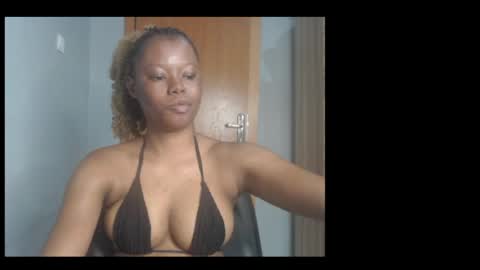 Snapshot of honey_juicydoll chatting on 06-09-26, 07:20 Sonia online show from 06-09-26, 07:20
