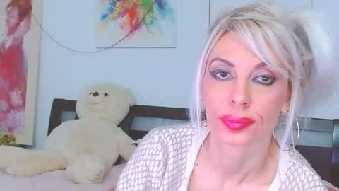 honey_lara online show from 01-17-26, 12:37