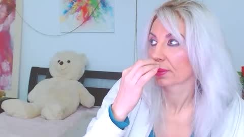 honey_lara online show from 02-14-26, 07:21